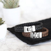 Load image into Gallery viewer, Stalen heren armband met gevlochten leer - My Accessoirent
